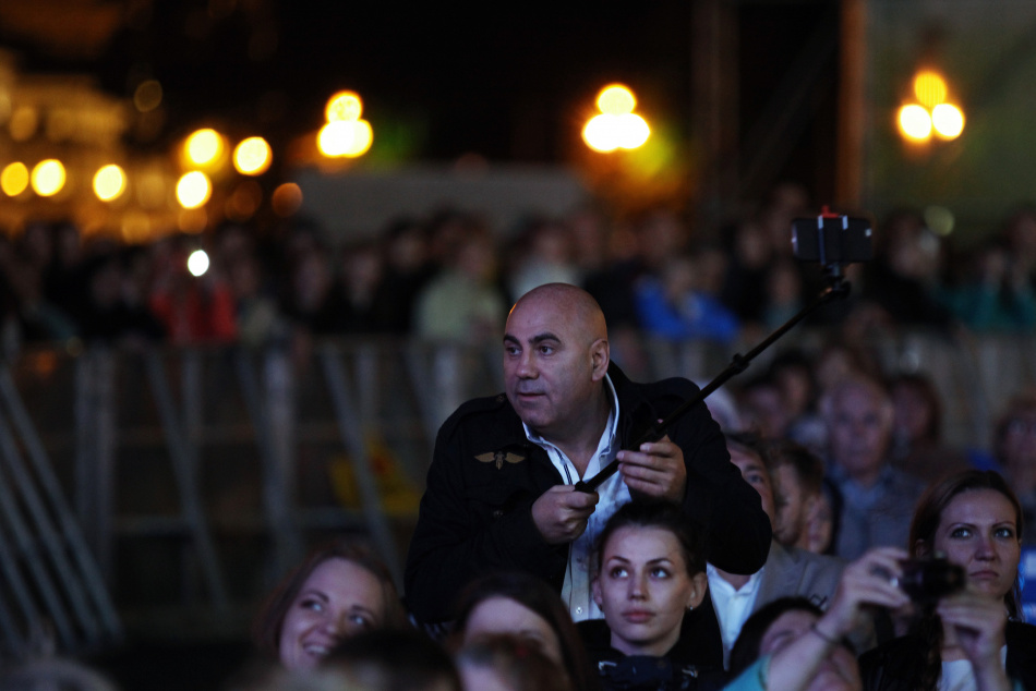 Иосиф Пригожин опасается давления на Валерию из-за успеха на премии Грэмми